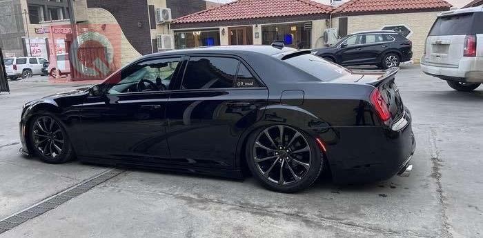 کرایسلەر 300